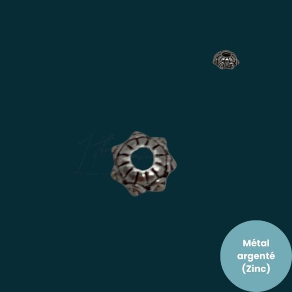 Entre-perle en métal argenté 5,2mm avec motifs gravés, idéale pour sublimer vos créations de bijoux DIY.