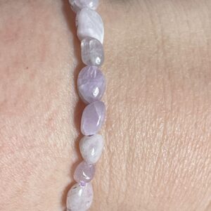 Bracelet en galets de Kunzite naturelle
